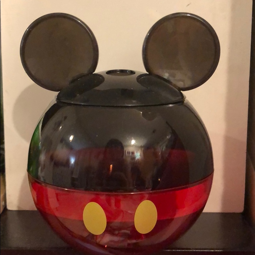 Shanghai Disneyland sipper